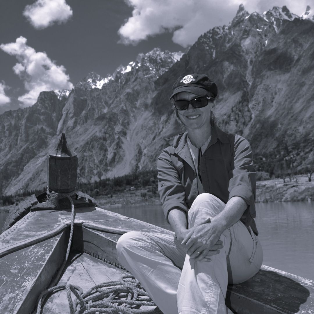 Hunza-River-Valley-Pakistan-2012