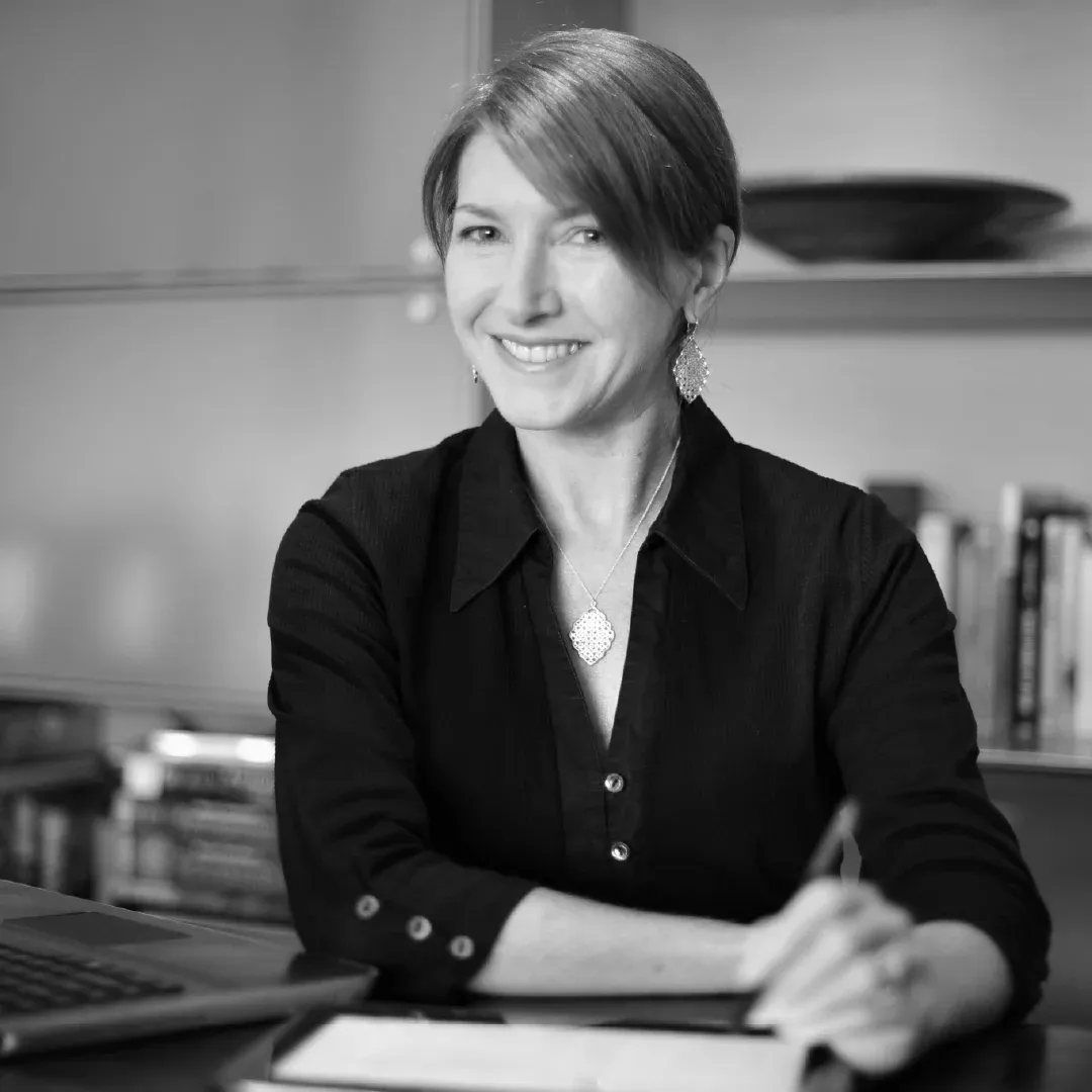 Dr Caroline M Burns